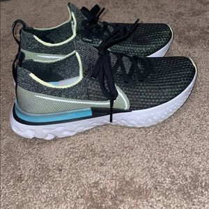 Women’s, Nike React infinity